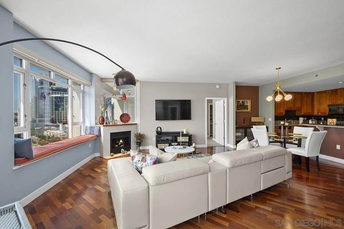 700 Harbor - Photo 1