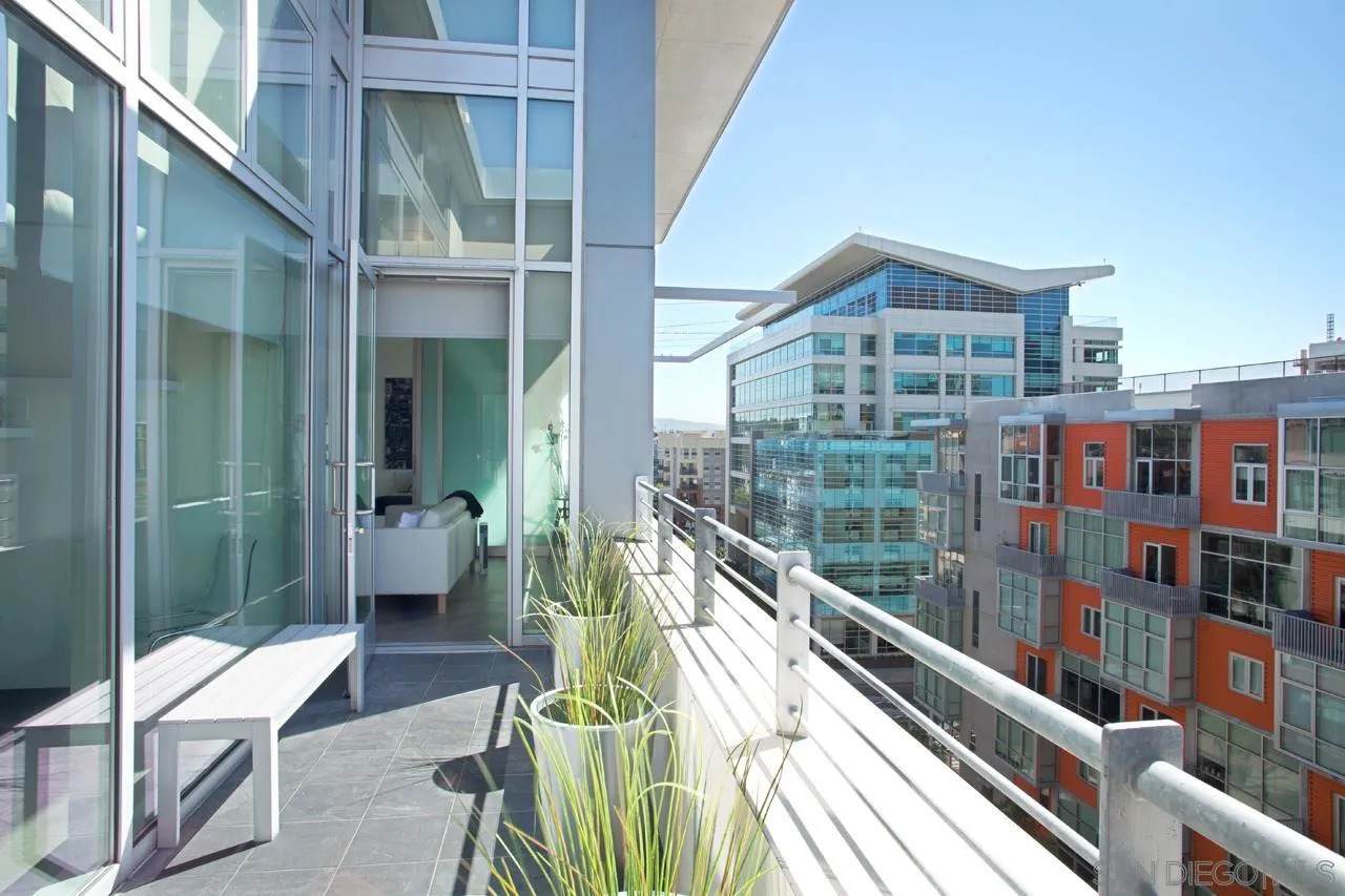 1050 Island Ave - Photo 1