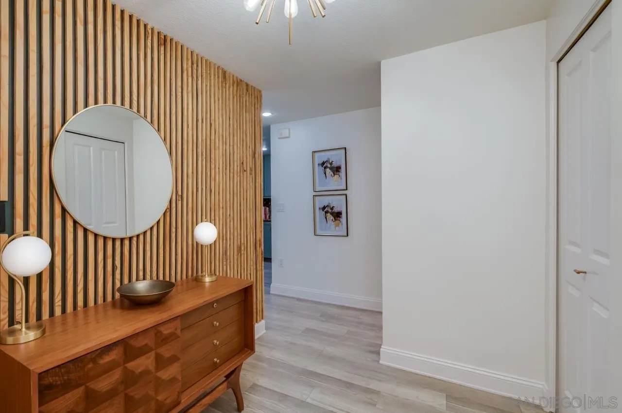 850 Beech St - Photo 1