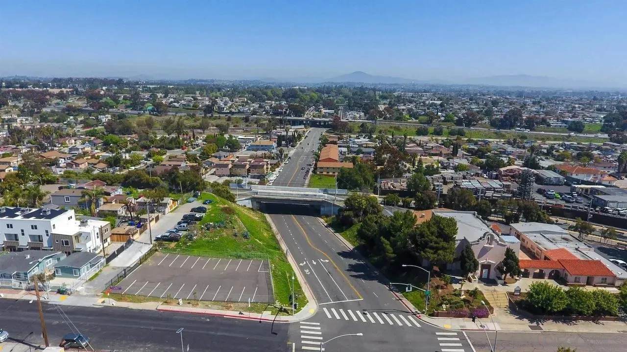 https://bt-photos.global.ssl.fastly.net/sandiego/orig_boomver_1_250045437-1.jpg