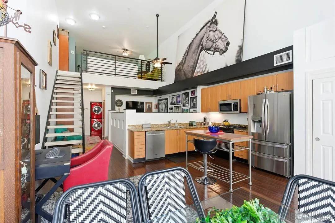1480 Broadway - Photo 1