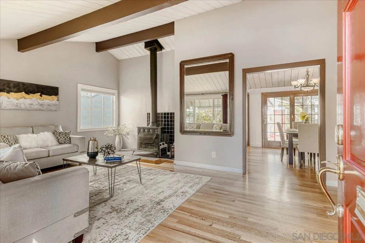 5617 Taft Ave - Photo 1