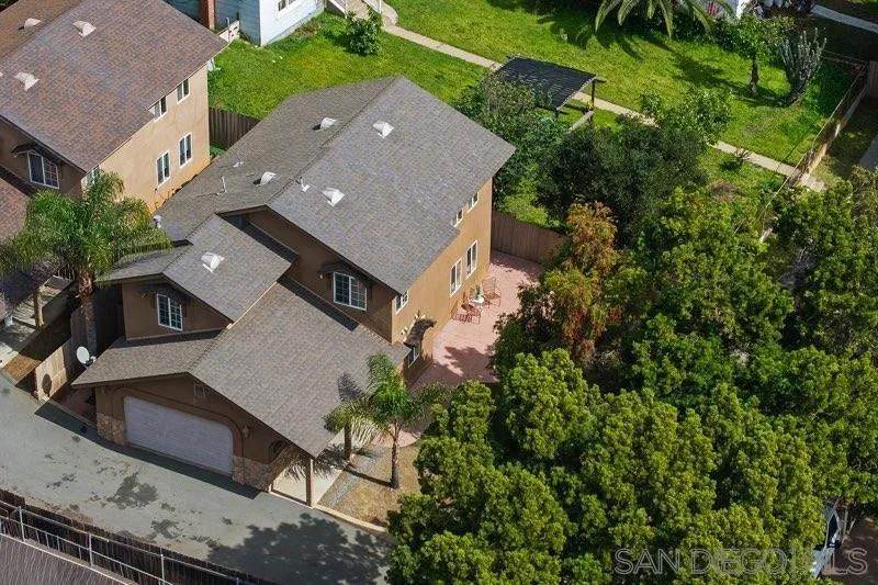 3034 Island Ave - Photo 1