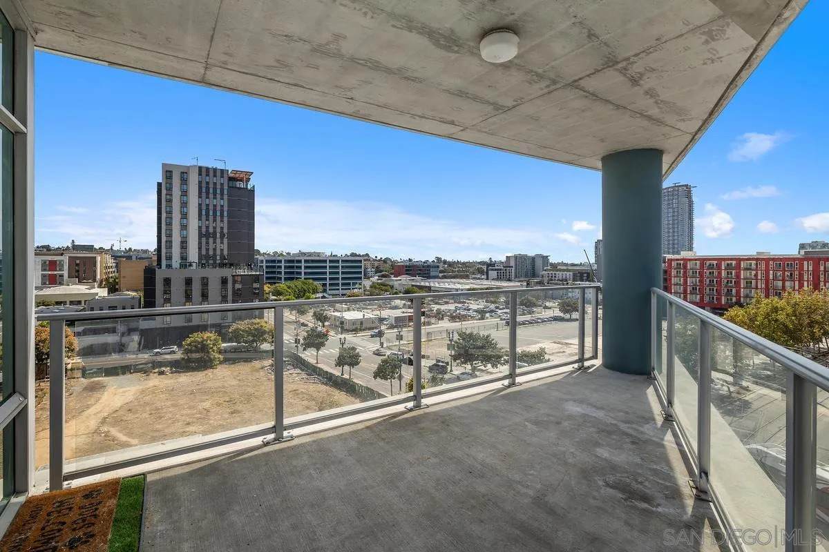 1080 Park Blvd - Photo 1