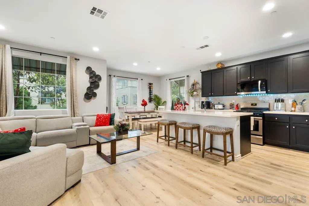 1604 San Ferdinand - Photo 1