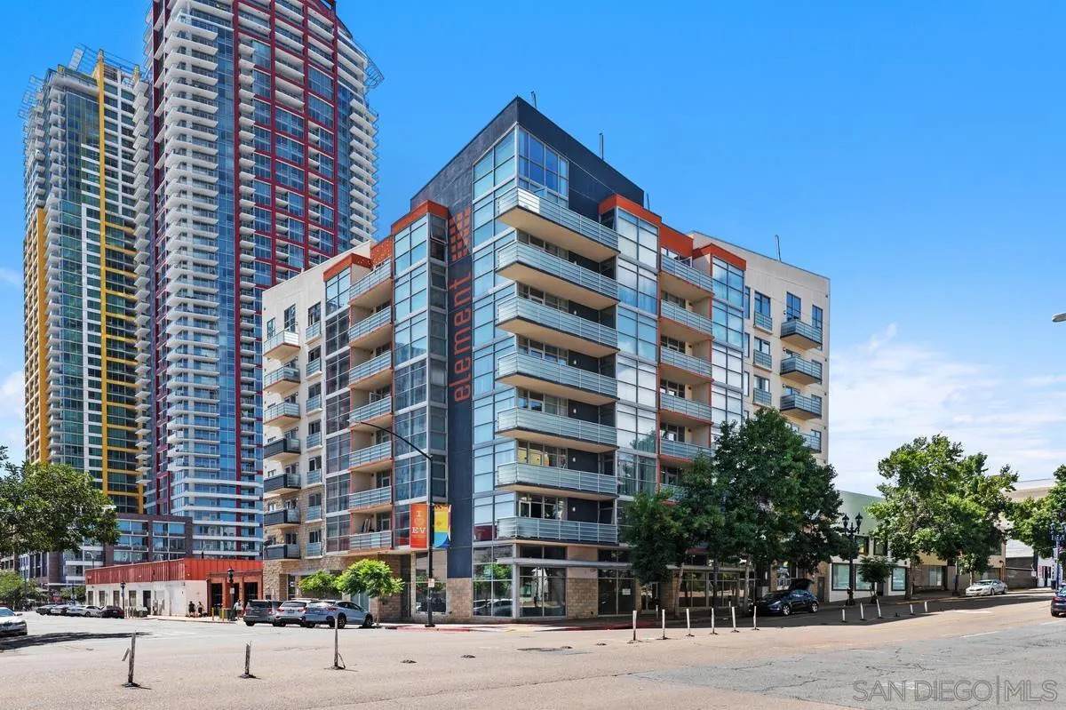 550 15Th St - Photo 1