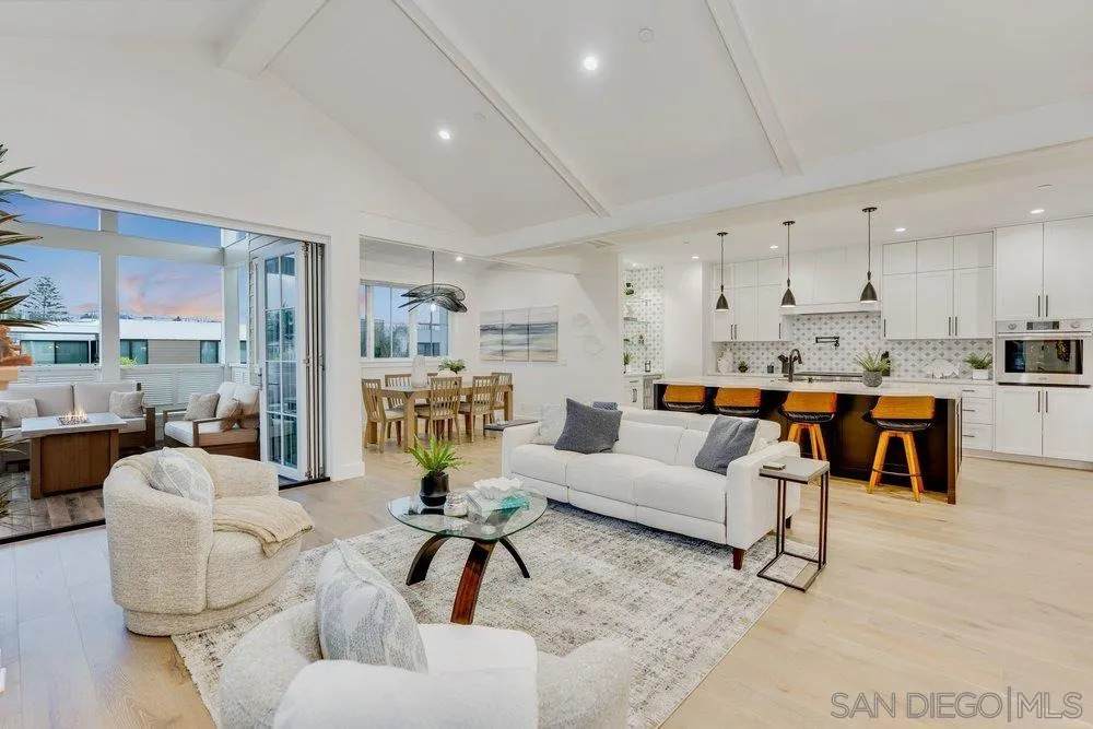 478 Orange Ave - Photo 1