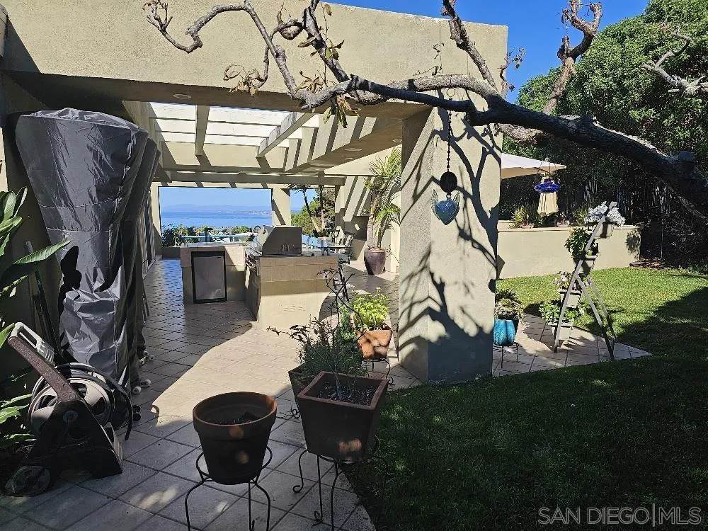 https://bt-photos.global.ssl.fastly.net/sandiego/orig_boomver_1_260012009-1.jpg