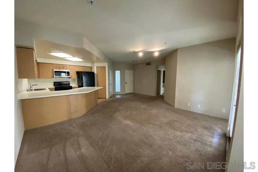 https://bt-photos.global.ssl.fastly.net/sandiego/orig_boomver_1_260012025-1.jpg