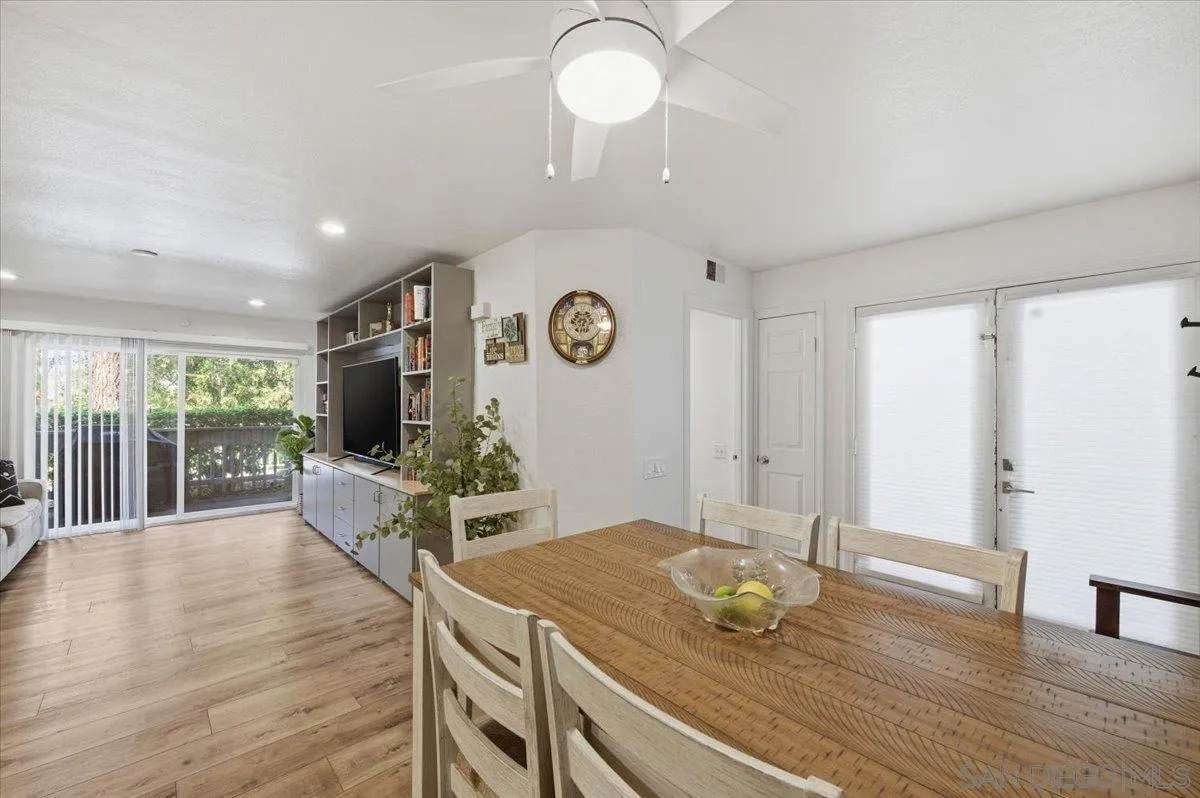 1564 Tanglewood Ln. - Photo 1