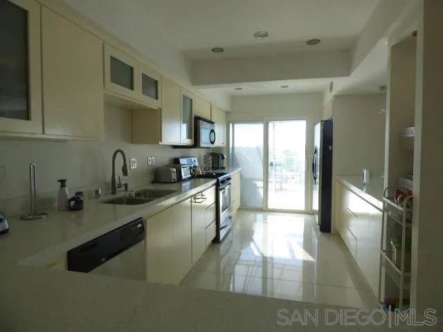 https://bt-photos.global.ssl.fastly.net/sandiego/orig_boomver_1_260012898-1.jpg