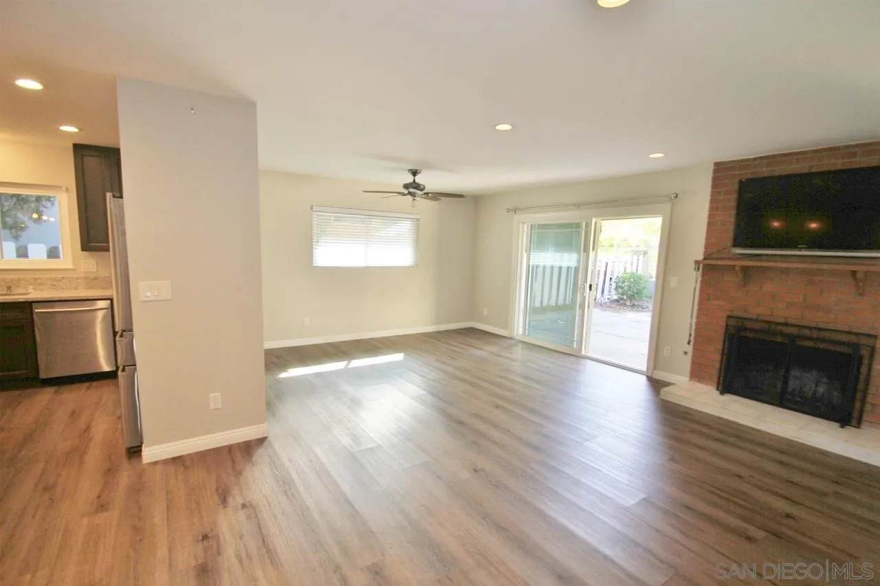 https://bt-photos.global.ssl.fastly.net/sandiego/orig_boomver_1_260013364-1.jpg