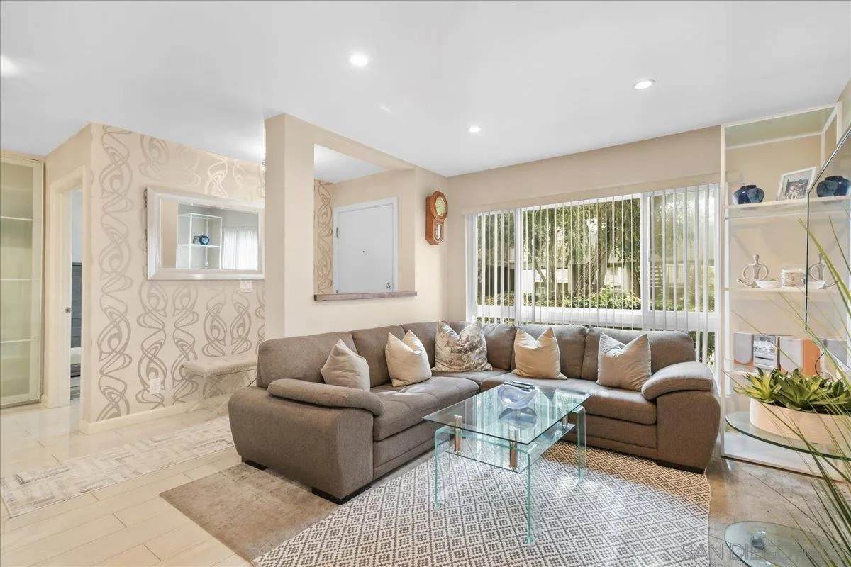 13754 Mango Dr - Photo 1