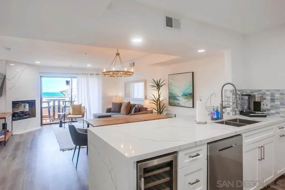 5726 La Jolla Blvd - Photo 1