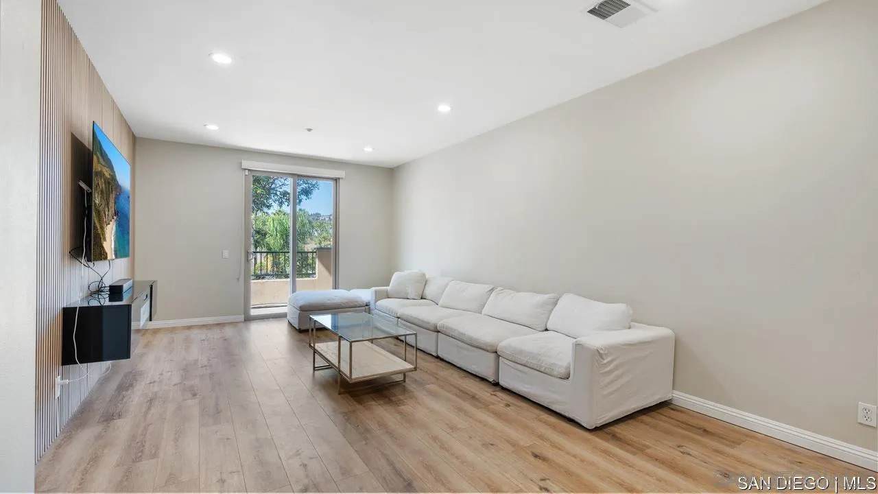 https://bt-photos.global.ssl.fastly.net/sandiego/orig_boomver_1_260015112-1.jpg