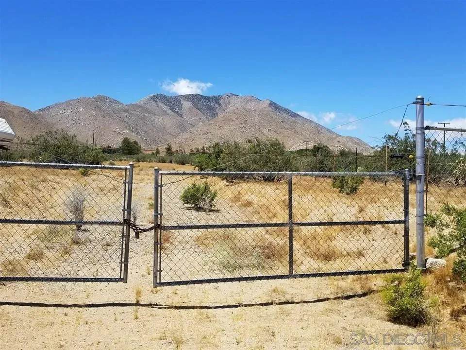 7438 Overland Stage Rd - Photo 1