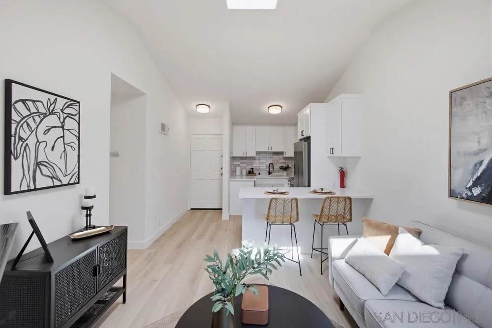 2909 Keats St - Photo 1