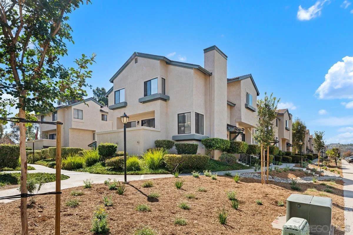 9983 Paseo Montril Dr. - Photo 1