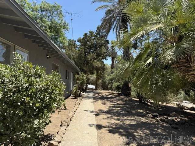 https://bt-photos.global.ssl.fastly.net/sandiego/orig_boomver_1_260019599-1.jpg