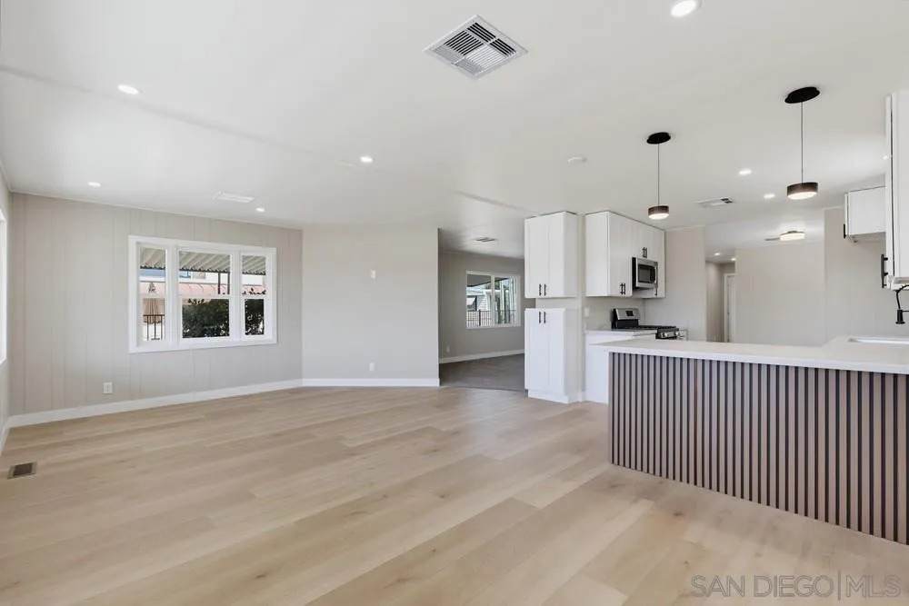 https://bt-photos.global.ssl.fastly.net/sandiego/orig_boomver_1_260019897-1.jpg