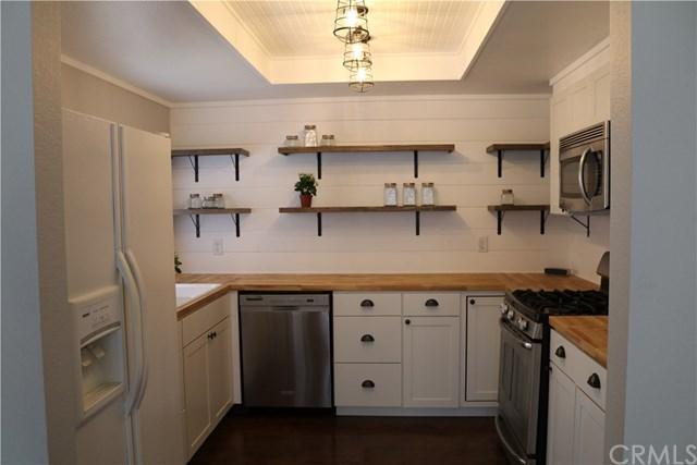 589 Parkview Drive - Photo 1