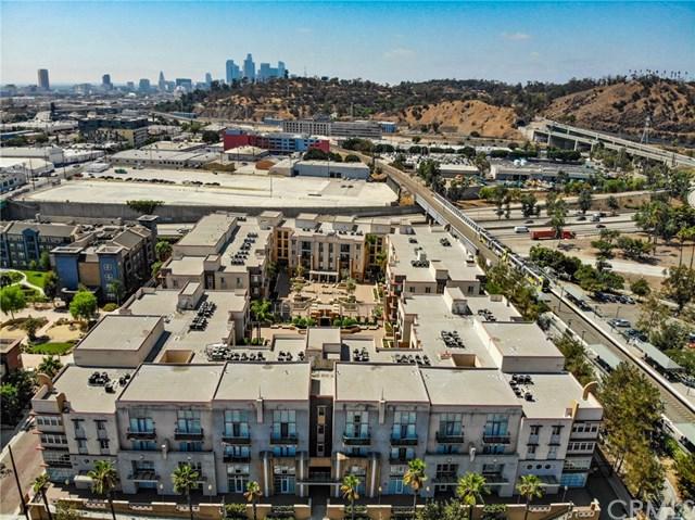 360 Avenue 26 - Photo 1