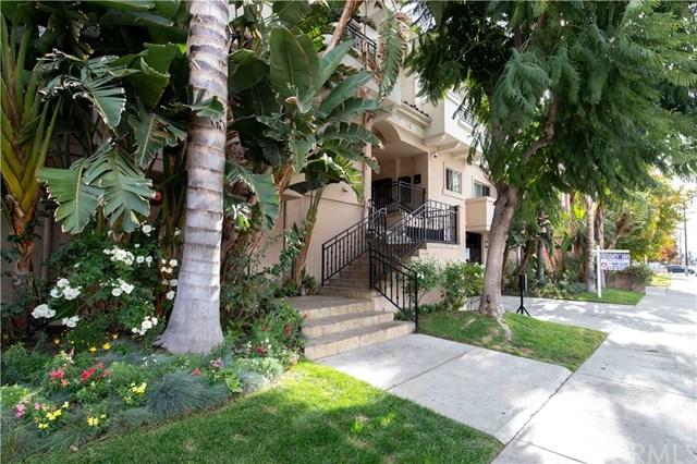 7124 Woodman Avenue - Photo 1