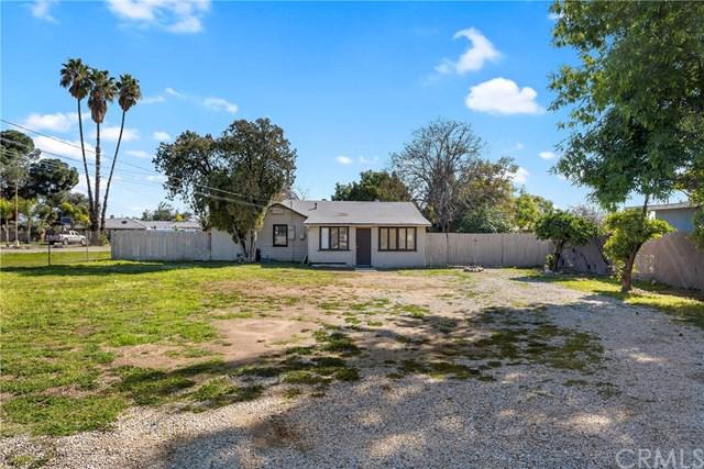 23705 Hemlock Avenue - Photo 1