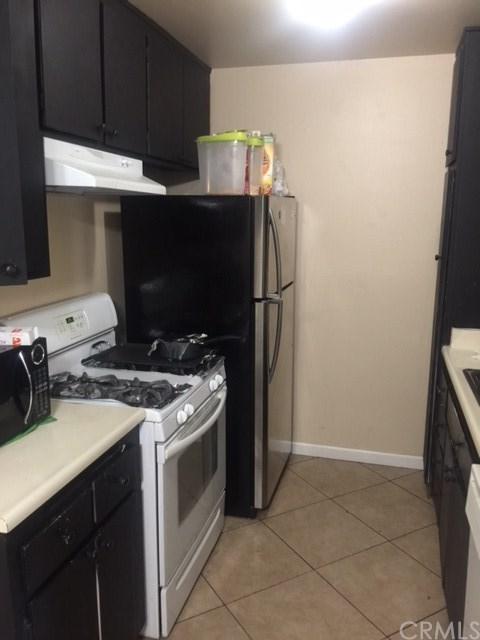 801 Lyon Street - Photo 1