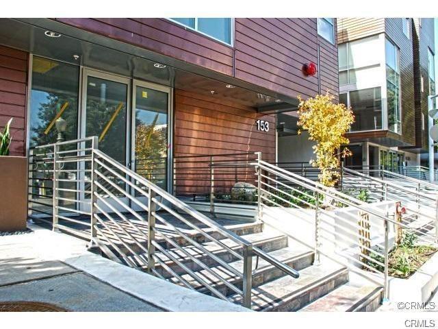 153 Hudson Avenue - Photo 1