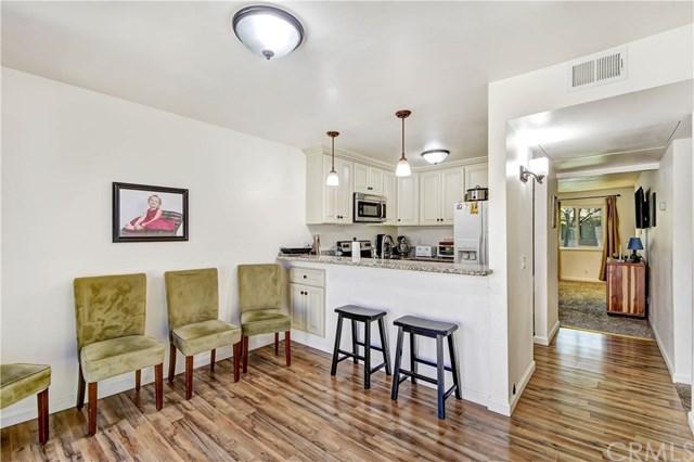 979 Pine Street - Photo 1