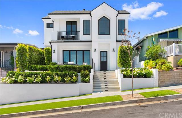 411 Heliotrope Avenue - Photo 1