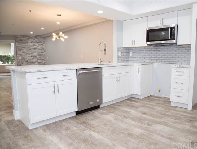 200 Pacific Coast - Photo 1