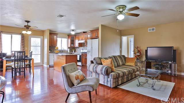 1612 Broadway - Photo 1