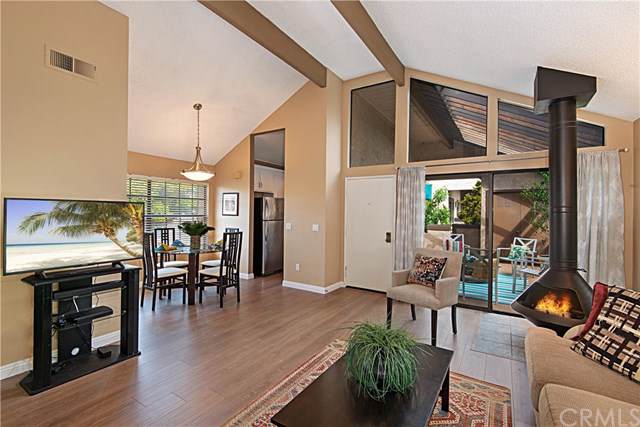 2532 Macarthur Boulevard - Photo 1