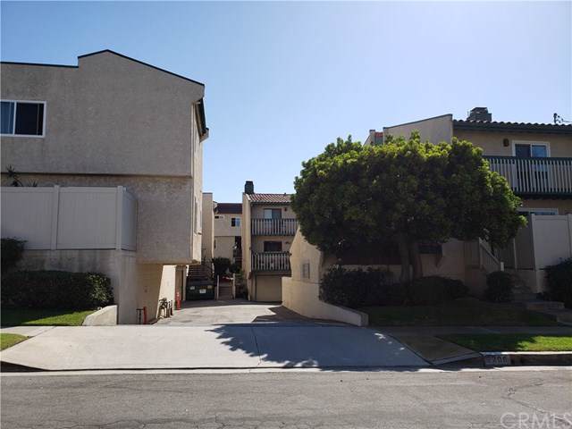 23903 Arlington Avenue - Photo 1