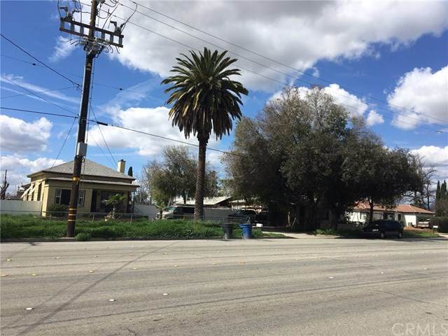 1367 Towne Avenue - Photo 1