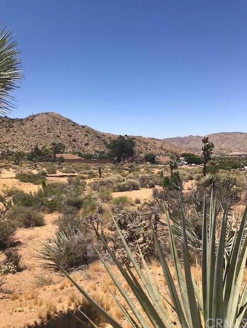8394 Acoma - Photo 1