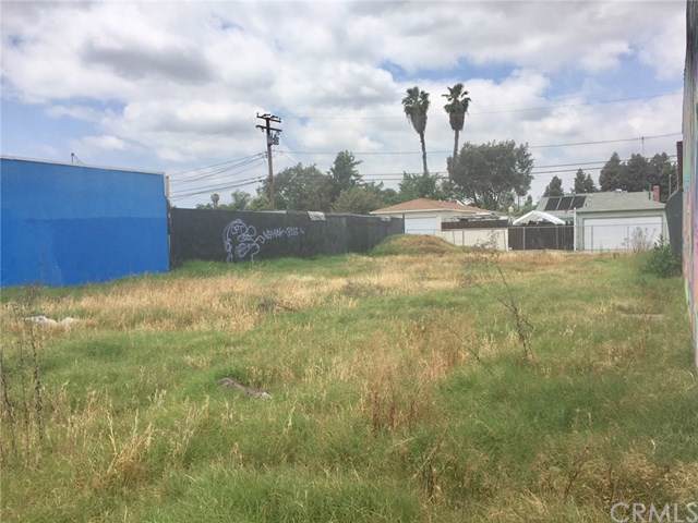 1115 Artesia - Photo 1
