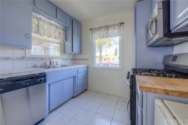 2546 Olive Avenue - Photo 1
