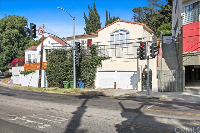 2338 Cahuenga Boulevard - Photo 1