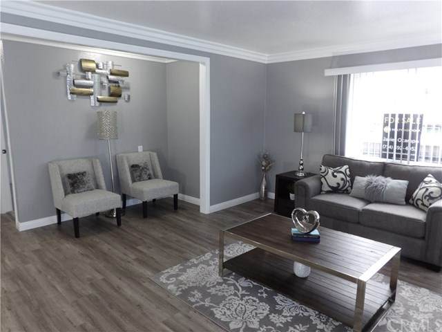 212 Kraemer Boulevard - Photo 1 212 Kraemer Boulevard - Photo 1
