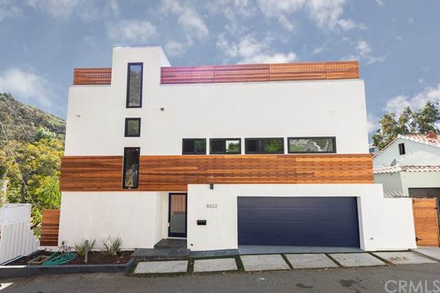 8022 Highland - Photo 1