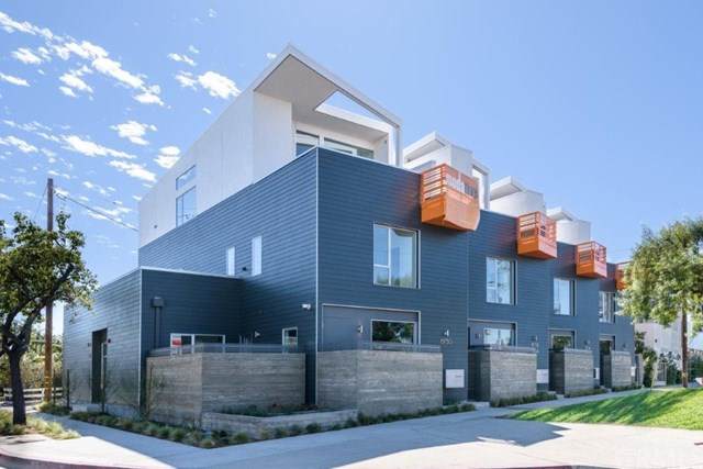 8740 Venice Boulevard - Photo 1 8740 Venice Boulevard - Photo 1