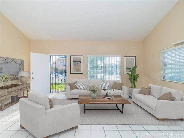 2340 Locust Avenue - Photo 1