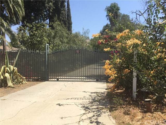 4189 Pedley Avenue - Photo 1
