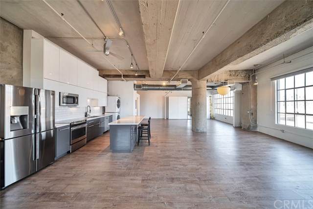 1855 INDUSTRIAL Street - Photo 1