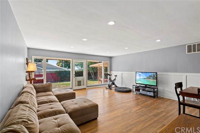 13584 Starbuck Street - Photo 1