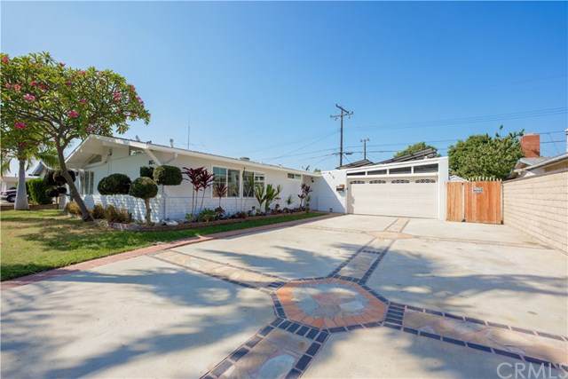 8675 Valley View Street - Photo 1