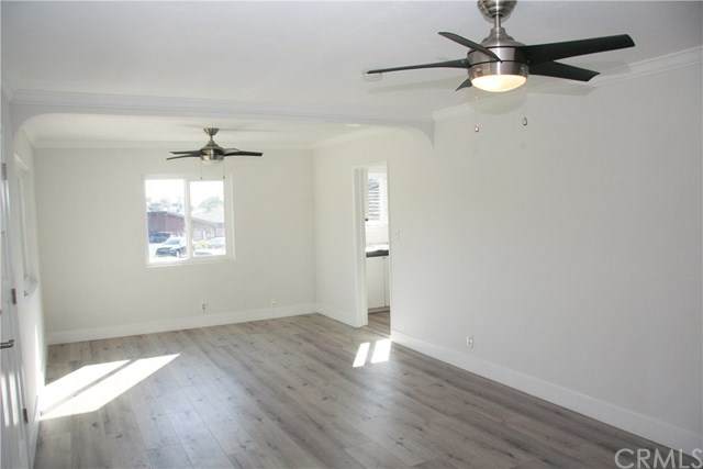 423 Westminster Avenue - Photo 1